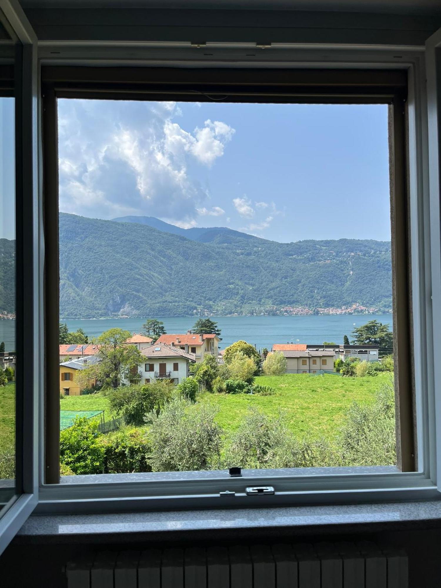 2 Cuori Al Lago - Appartamento In Villetta Singola Mandello del Lario Esterno foto